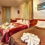 Forest Nook Guest house