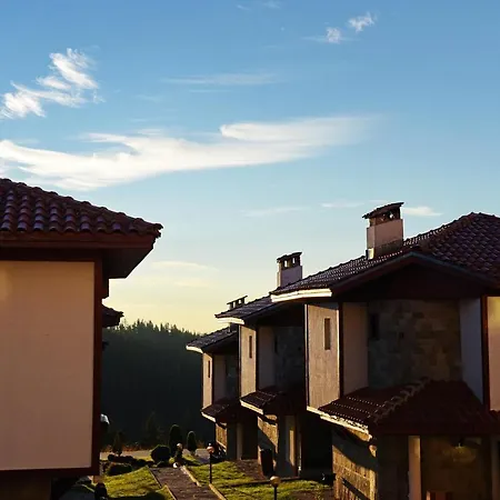 Pensionat Forest Nook 4*