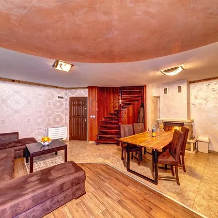 Forest Nook Guest house 3*