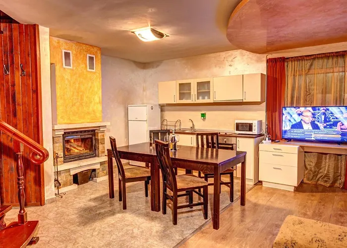 Pensionat Forest Nook 4*