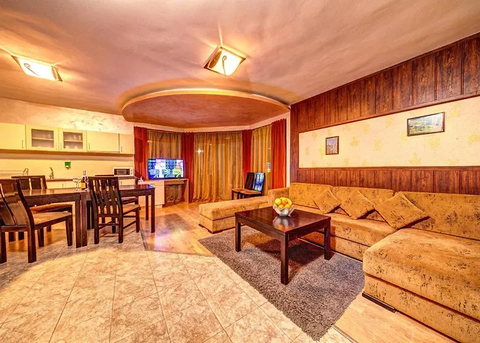 Forest Nook Pensionat 4*